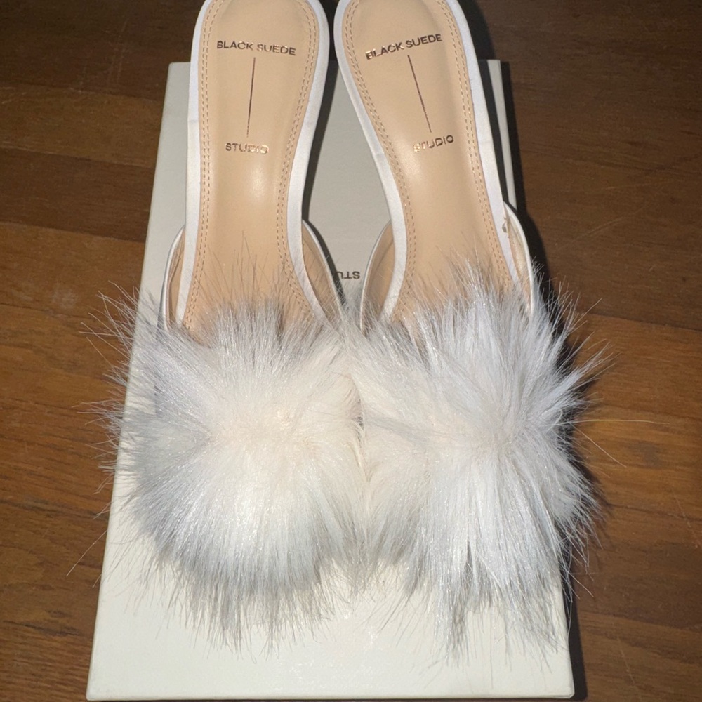 Women's White Fur Slide Sandals